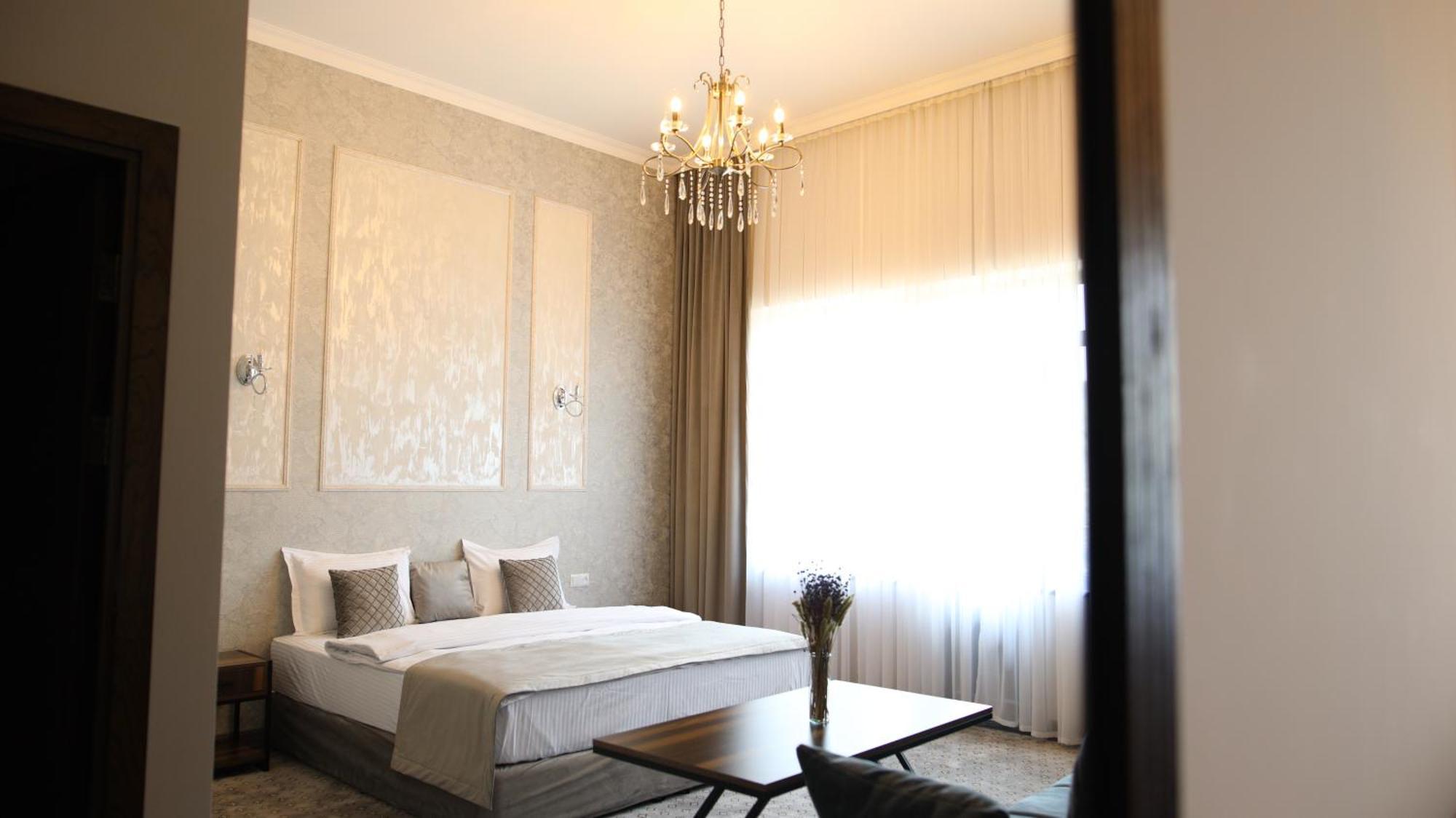גוריס Bmg Hotel By Grigoryans Group מראה חיצוני תמונה