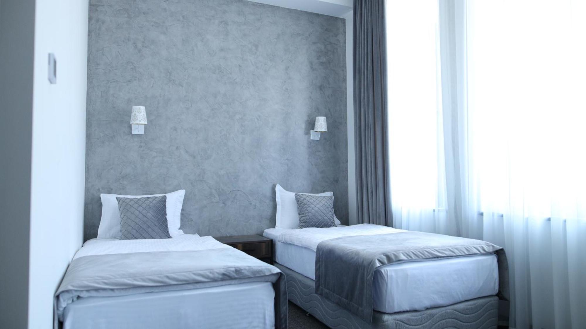גוריס Bmg Hotel By Grigoryans Group מראה חיצוני תמונה