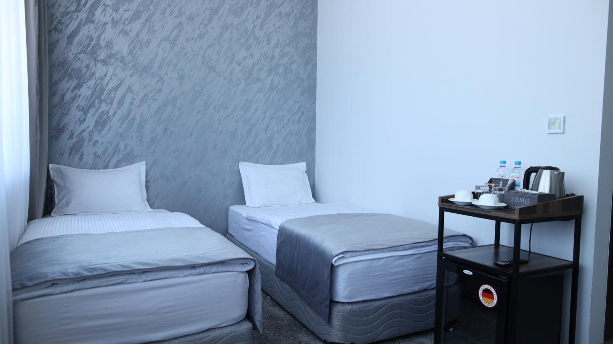 גוריס Bmg Hotel By Grigoryans Group מראה חיצוני תמונה